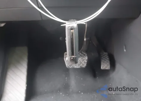 2021 Volkswagen Tiguan 2.0T Se/2.0T Se R-Line Black/2.0T Sel from USA, damaged, VIN 3VV2B7AX8MM077906